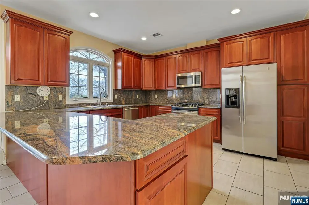 411 Fairway Drive Leonia, NJ 07605