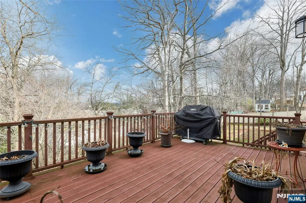 411 Fairway Drive Leonia, NJ 07605