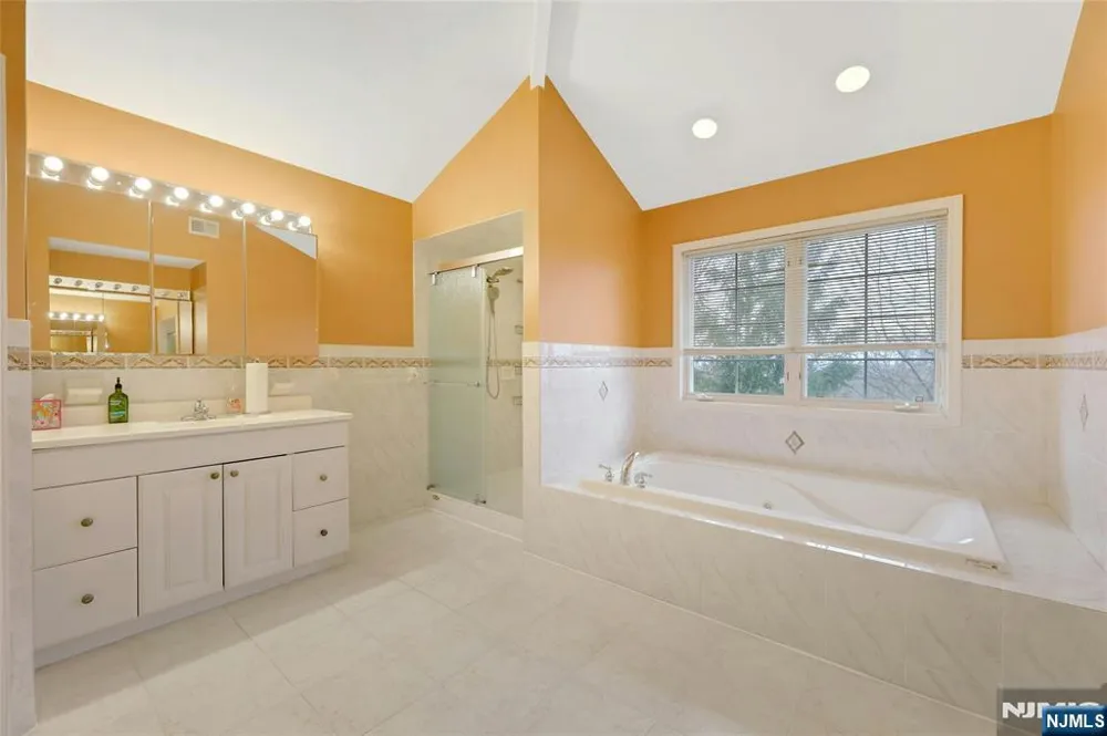 411 Fairway Drive Leonia, NJ 07605