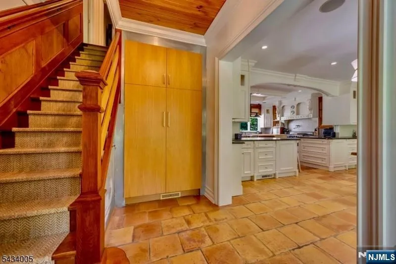3 Laurel Lane Chester Township, NJ 07930