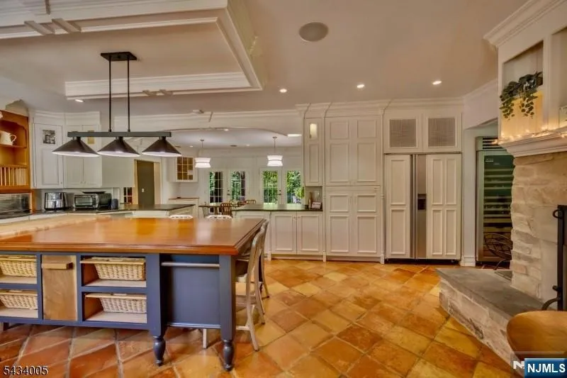 3 Laurel Lane Chester Township, NJ 07930