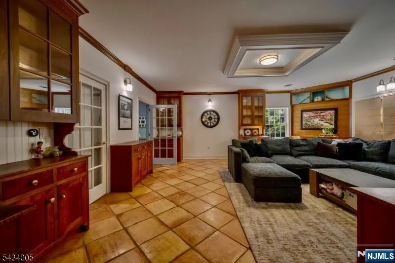 3 Laurel Lane Chester Township, NJ 07930