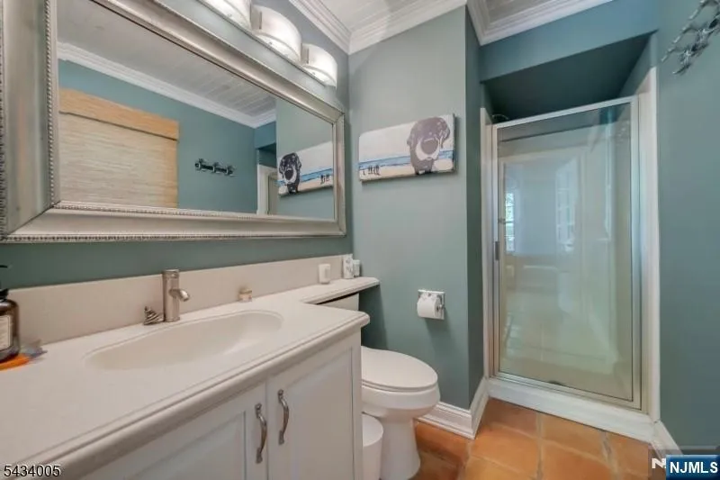 3 Laurel Lane Chester Township, NJ 07930