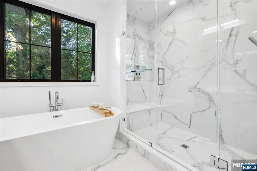 5 Fey Place Oradell, NJ 07649