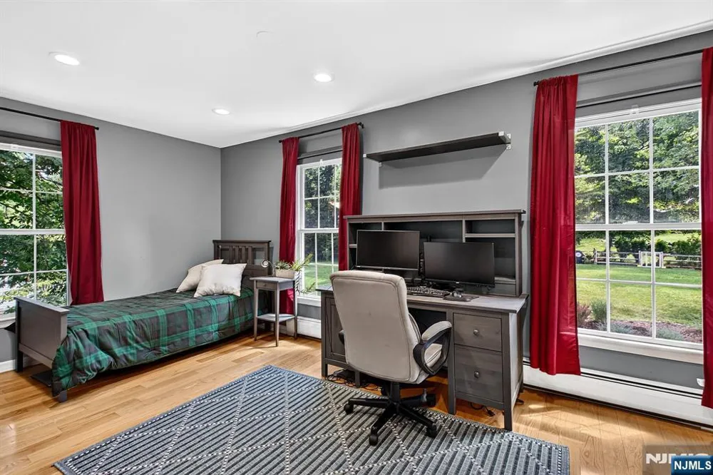 8 Cross Oak Lane West Milford, NJ 07480