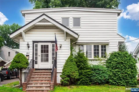 161 Walnut Avenue
