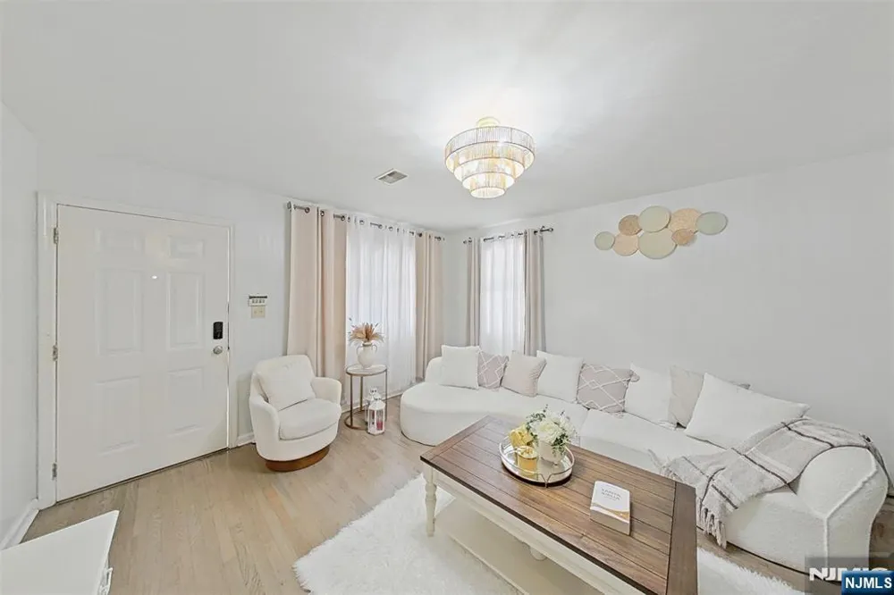 337-341 18th Avenue Newark, NJ 07108