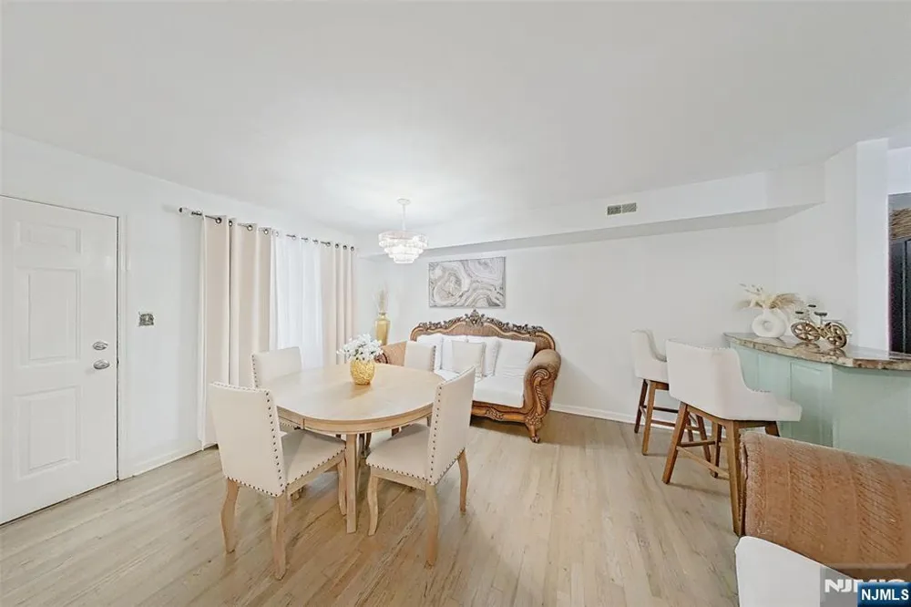 337-341 18th Avenue Newark, NJ 07108
