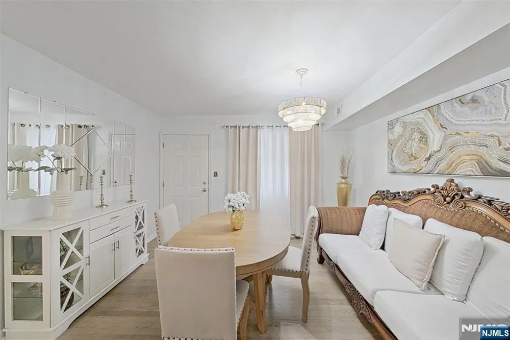 337-341 18th Avenue Newark, NJ 07108