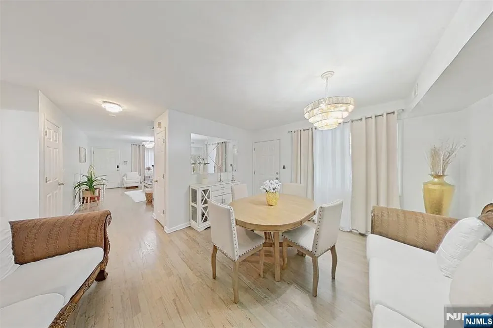 337-341 18th Avenue Newark, NJ 07108