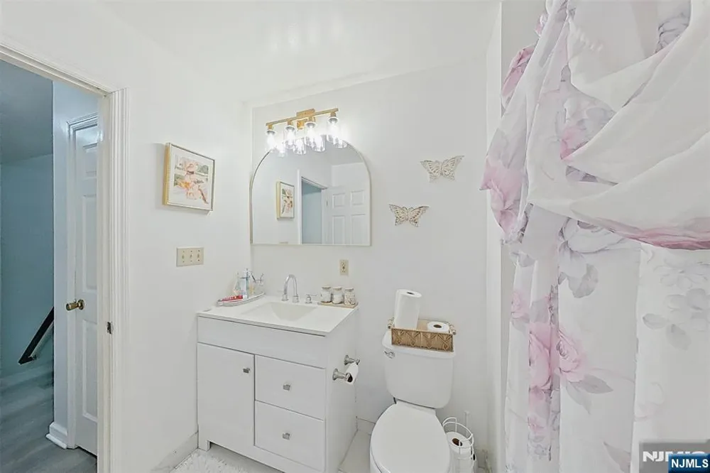 337-341 18th Avenue Newark, NJ 07108