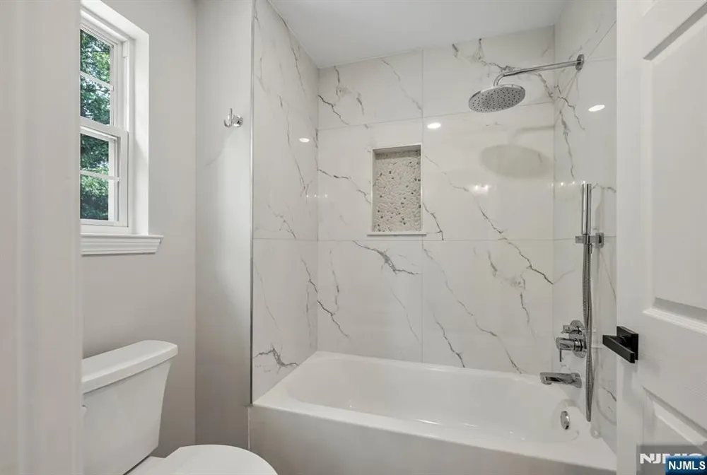 1 Winding Ridge Road Jefferson Township, NJ 07849