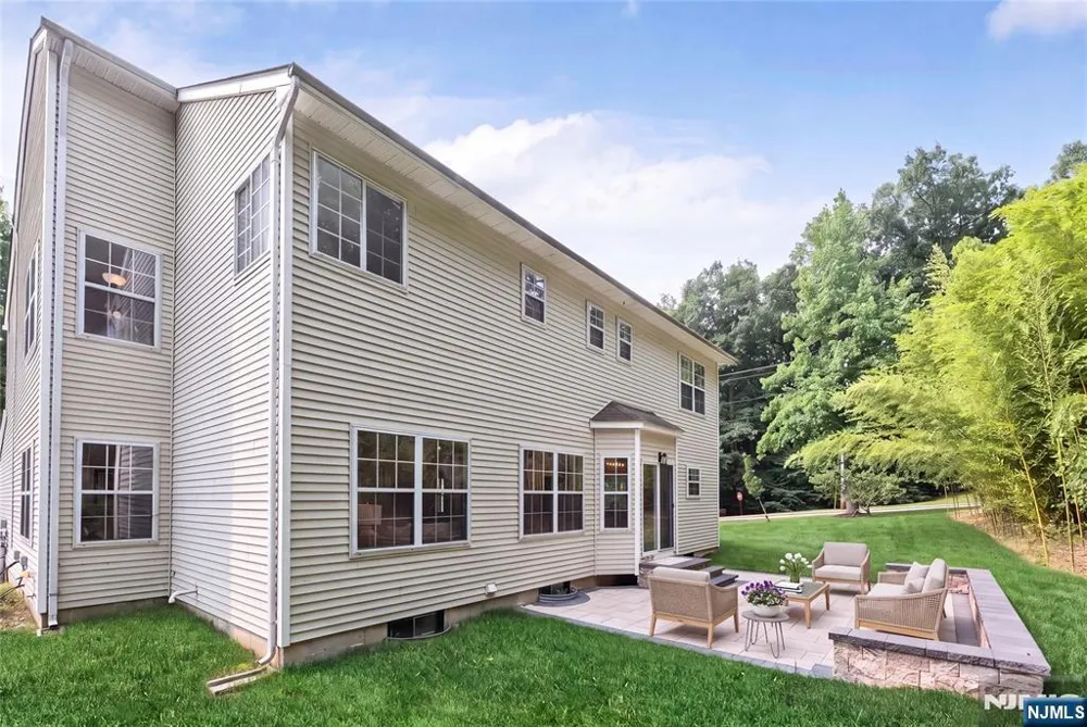 1 Winding Ridge Road Jefferson Township, NJ 07849