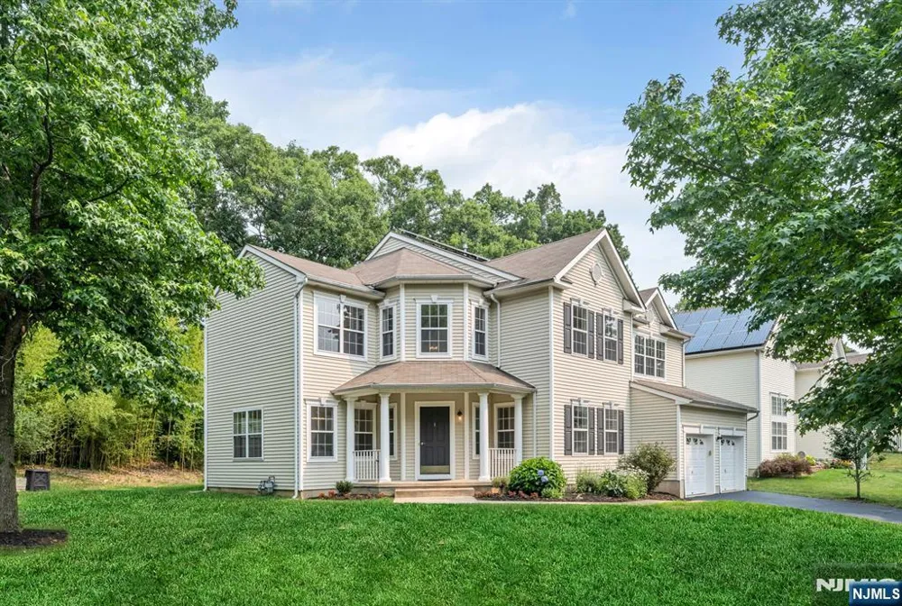 1 Winding Ridge Road Jefferson Township, NJ 07849