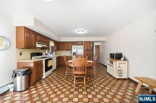 309 Erie Avenue Midland Park, NJ 07432