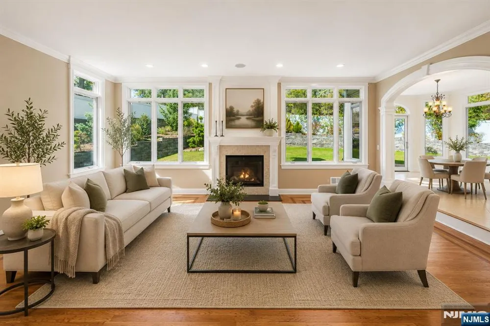 14 O Shaughnessy Lane Closter, NJ 07624