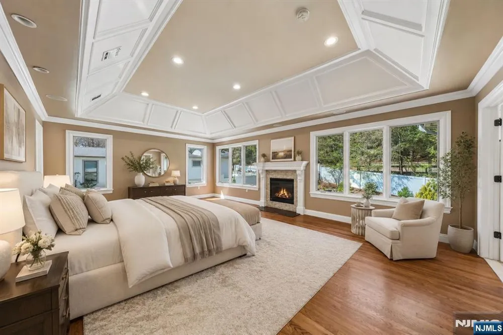14 O Shaughnessy Lane Closter, NJ 07624