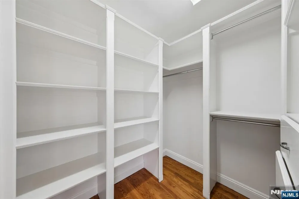14 O Shaughnessy Lane Closter, NJ 07624