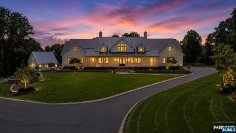 7 Homelands Drive