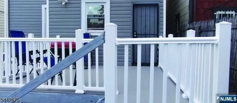 46 Sanford Street East Orange, NJ 07018