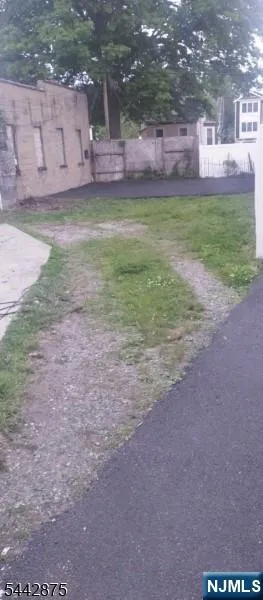 46 Sanford Street East Orange, NJ 07018