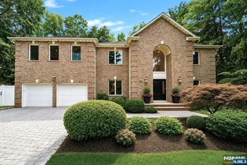 49 Alpine Drive