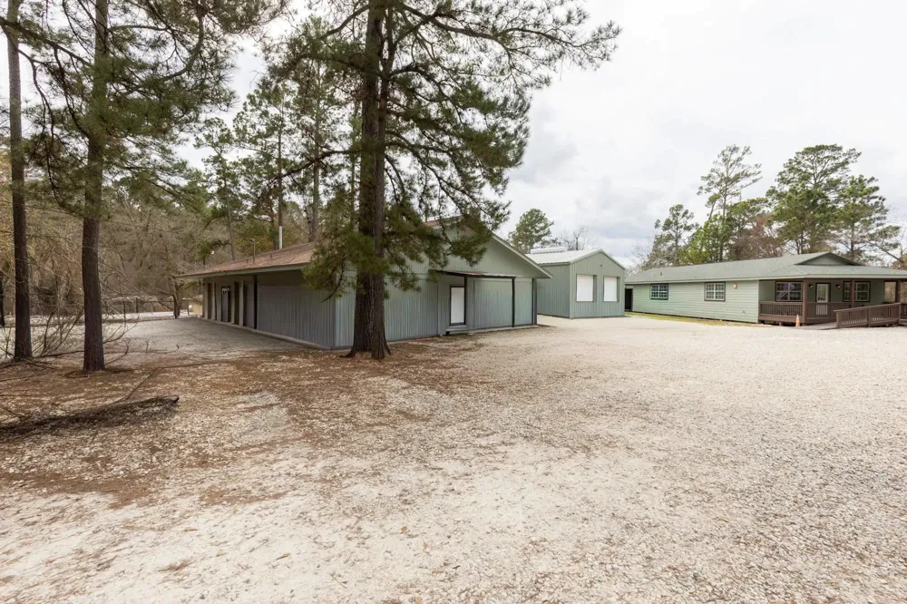 861 State Highway 19 Huntsville, TX 77320