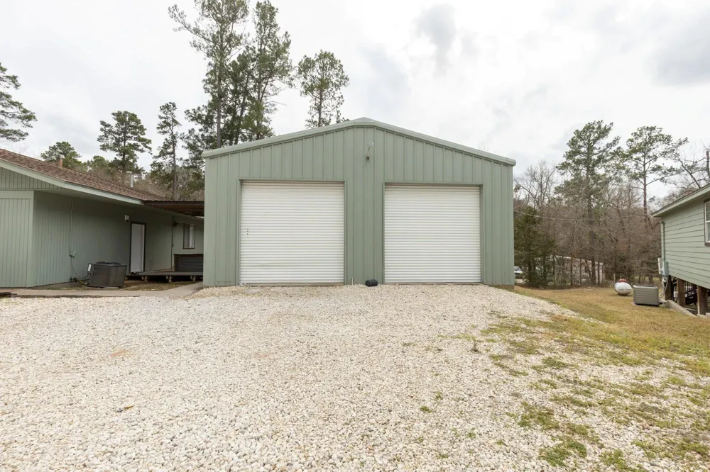 861 State Highway 19 Huntsville, TX 77320