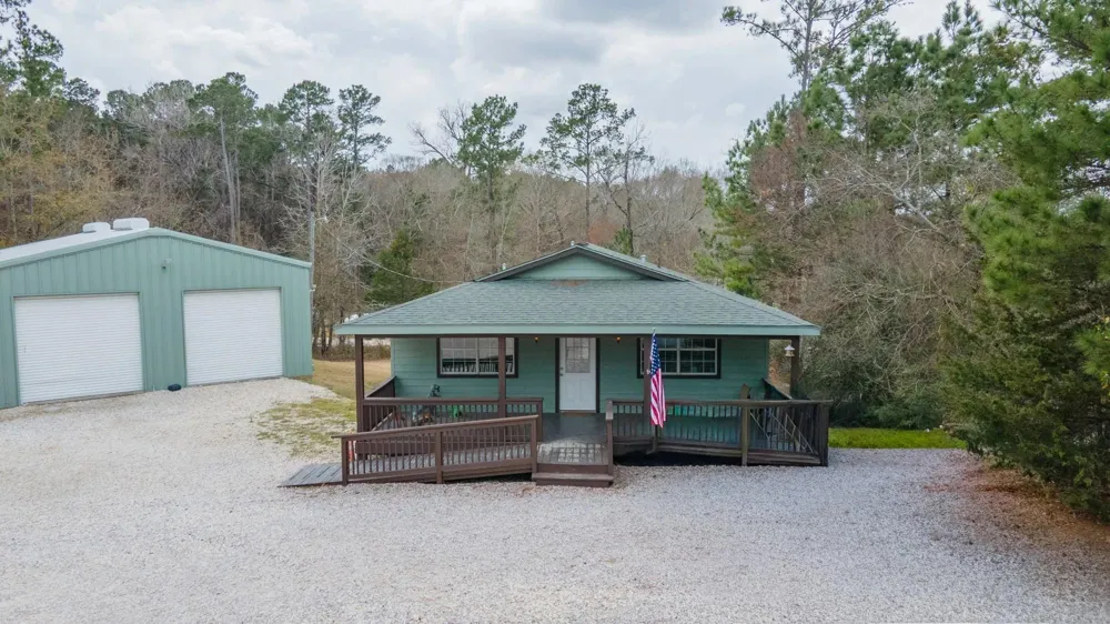 861 State Highway 19 Huntsville, TX 77320