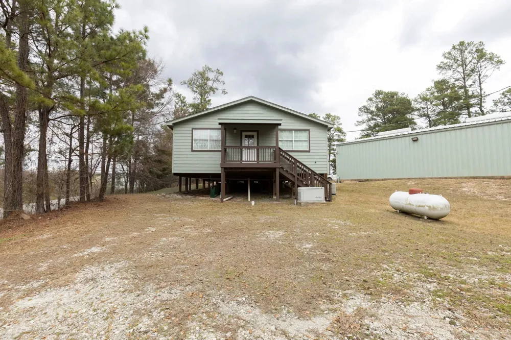 861 State Highway 19 Huntsville, TX 77320