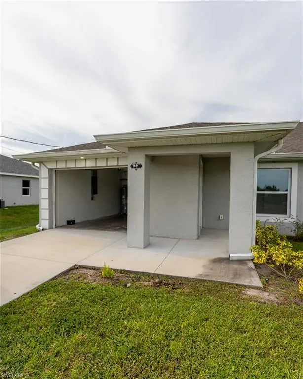 941 Jaguar Boulevard Lehigh Acres, FL 33974