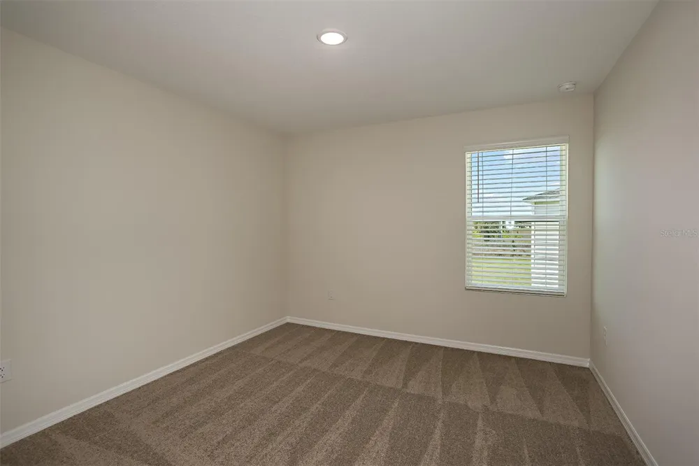 33840 NOBLE CREEK PLACE Dade City, FL 33525
