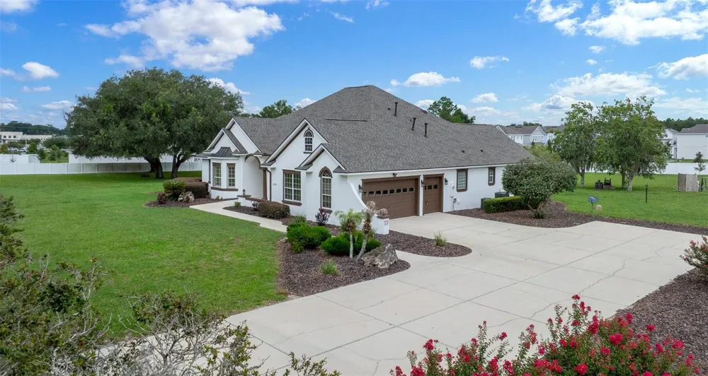 5092 NE 81ST BOULEVARD Wildwood, FL 34785
