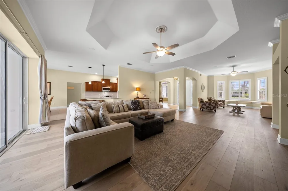 5092 NE 81ST BOULEVARD Wildwood, FL 34785