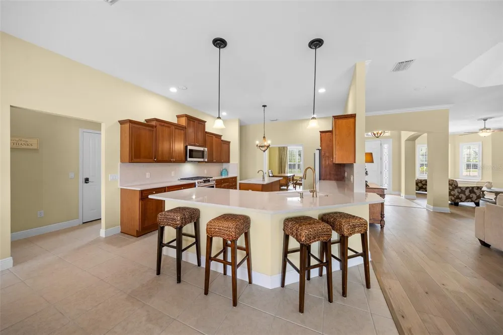 5092 NE 81ST BOULEVARD Wildwood, FL 34785