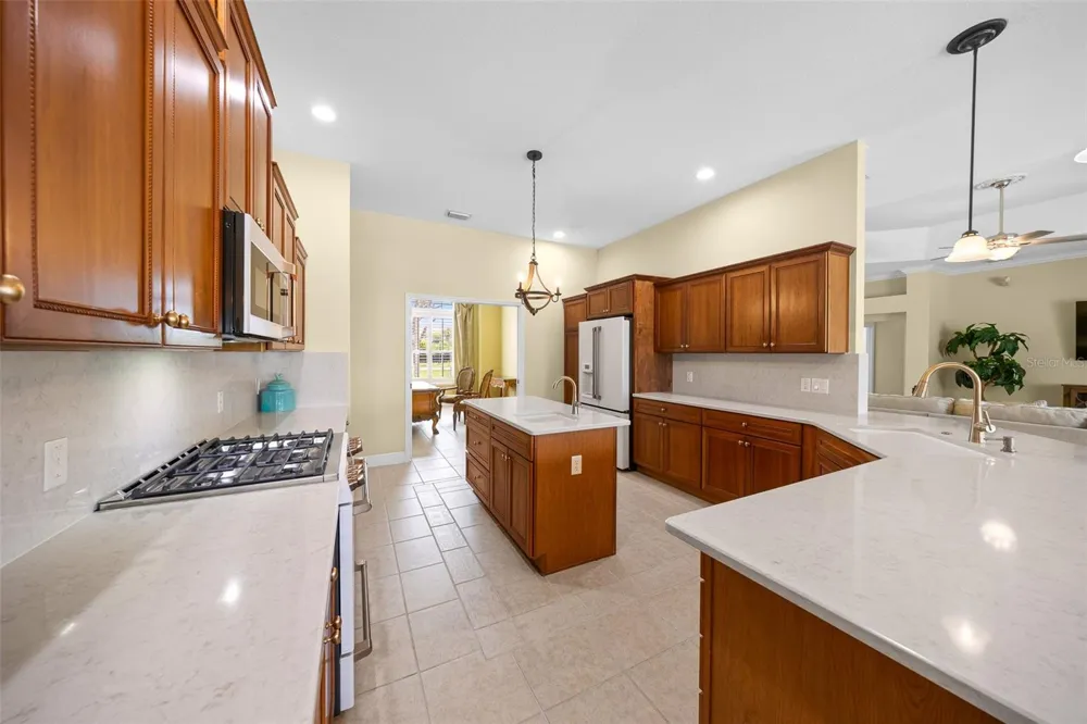 5092 NE 81ST BOULEVARD Wildwood, FL 34785