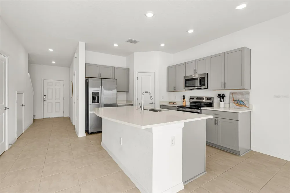 5848 BISCOTTI STREET Nokomis, FL 34275