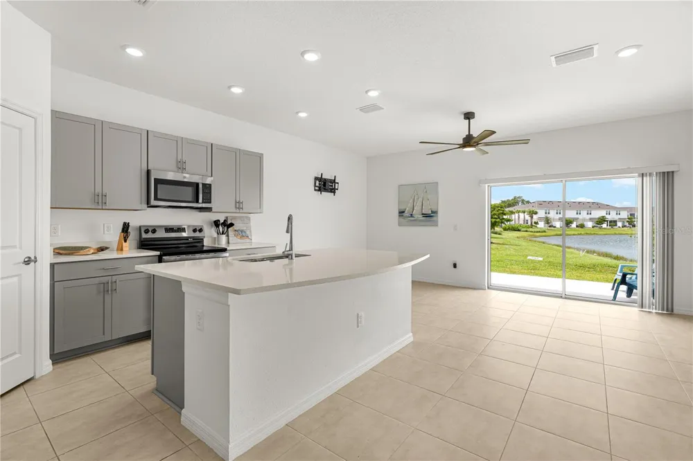5848 BISCOTTI STREET Nokomis, FL 34275