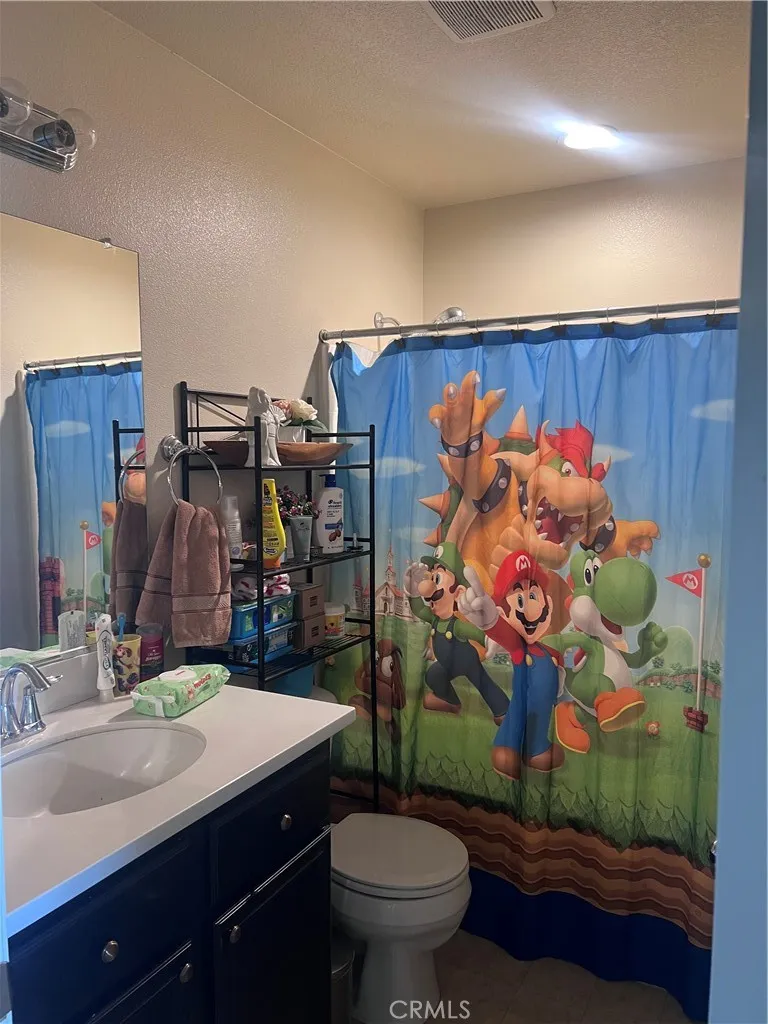 14416 Tawney Ridge Ln Victorville, CA 92394
