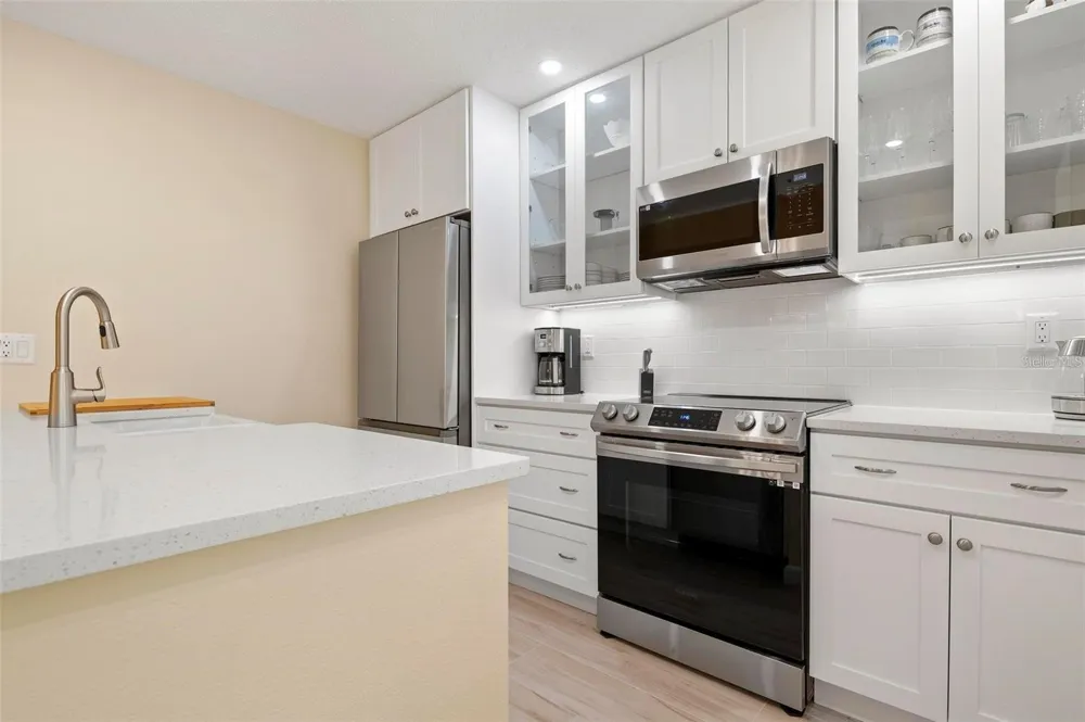 1707 PELICAN COVE ROAD #451 Sarasota, FL 34231