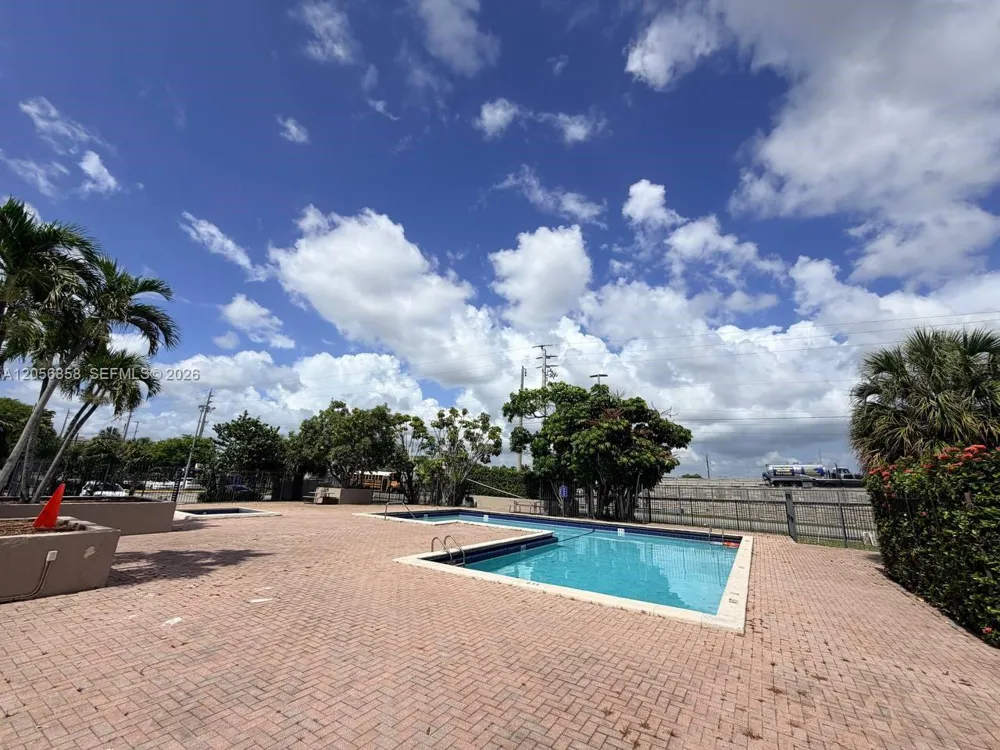 5775 W 20th Ave #308 Hialeah, FL 33012