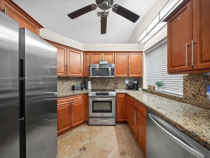 8514 SW 209th Ln Cutler Bay, FL 33189