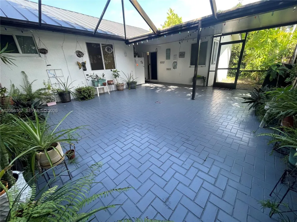 8514 SW 209th Ln Cutler Bay, FL 33189