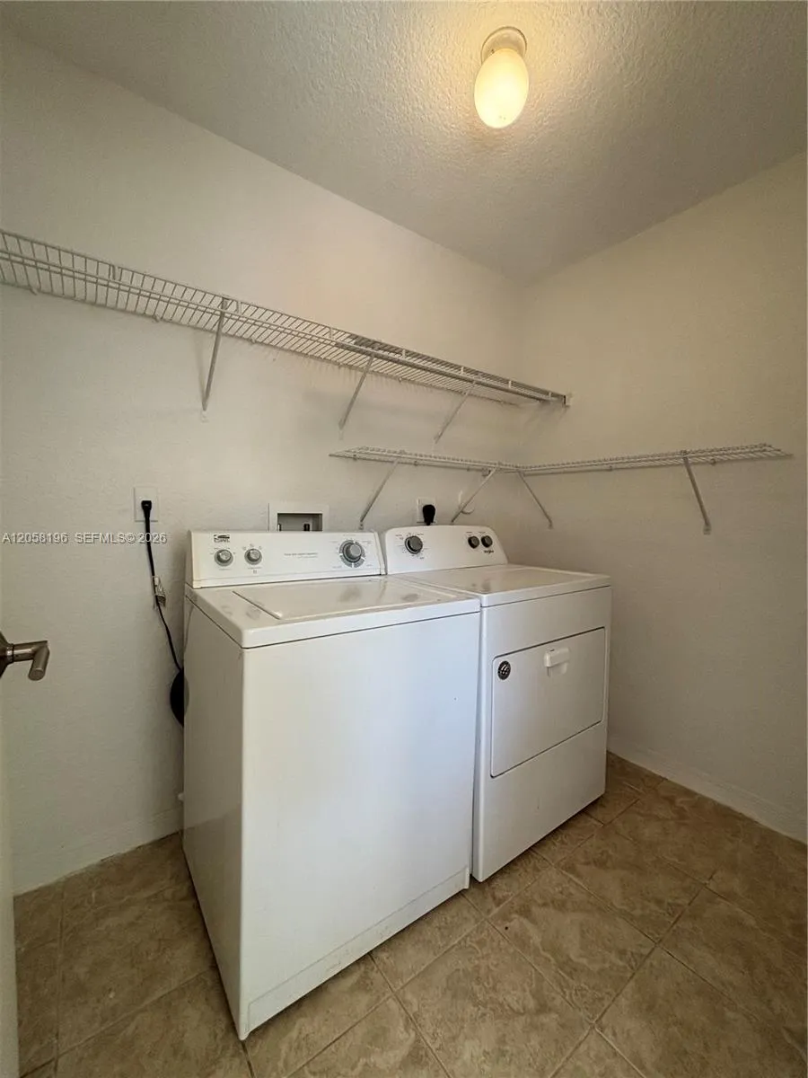 4931 Harbor Isles Dr #203 Dania Beach, FL 33312