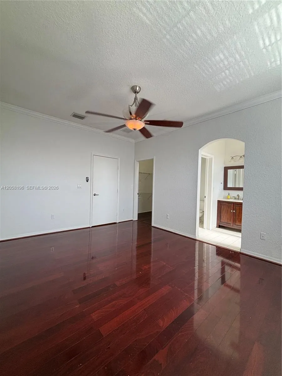 4931 Harbor Isles Dr #203 Dania Beach, FL 33312