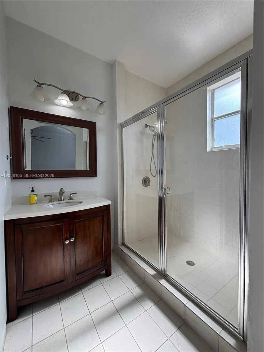 4931 Harbor Isles Dr #203 Dania Beach, FL 33312