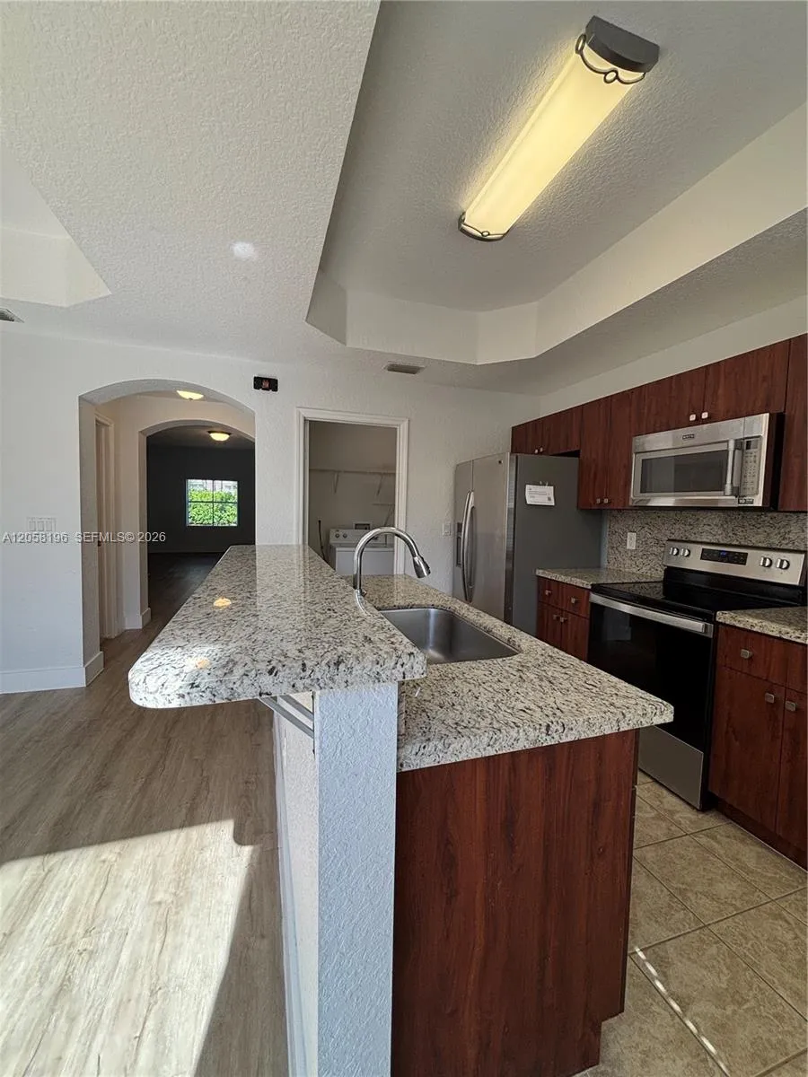 4931 Harbor Isles Dr #203 Dania Beach, FL 33312