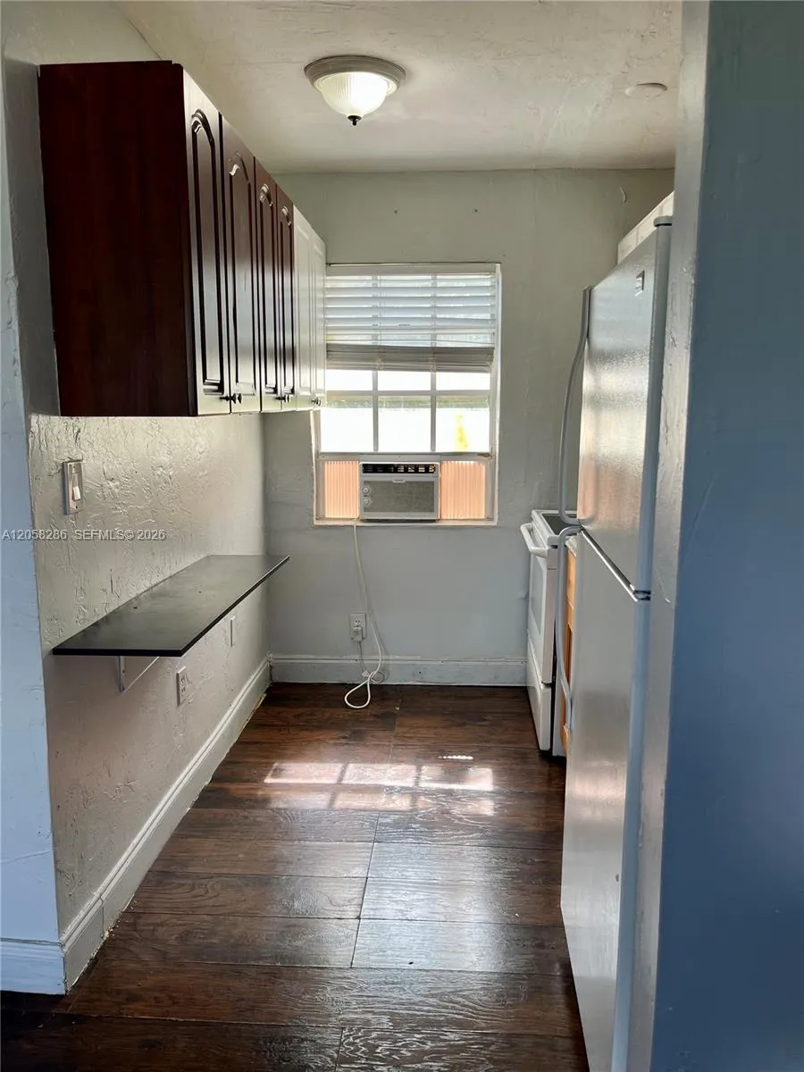5010 Pembroke Rd #7 West Park, FL 33021