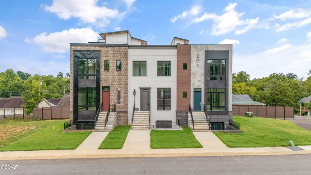 208 Granite Drive Sevierville, TN 37876