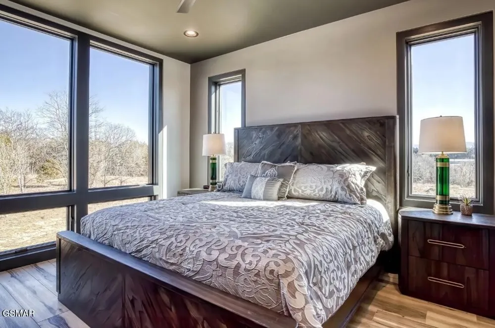 210 Granite Drive Sevierville, TN 37876